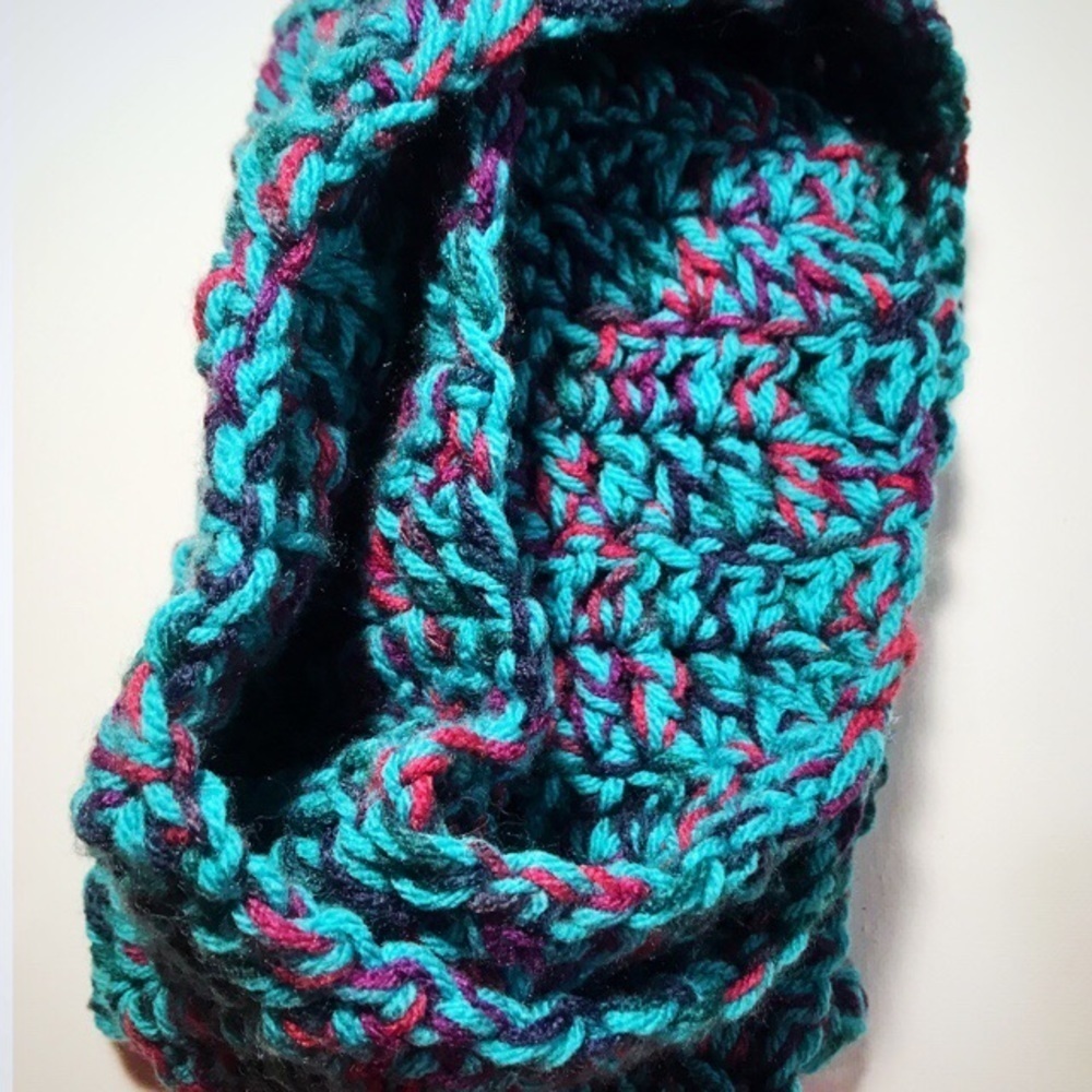 NEW Hand Knit Scarf - Picture 7 of 7